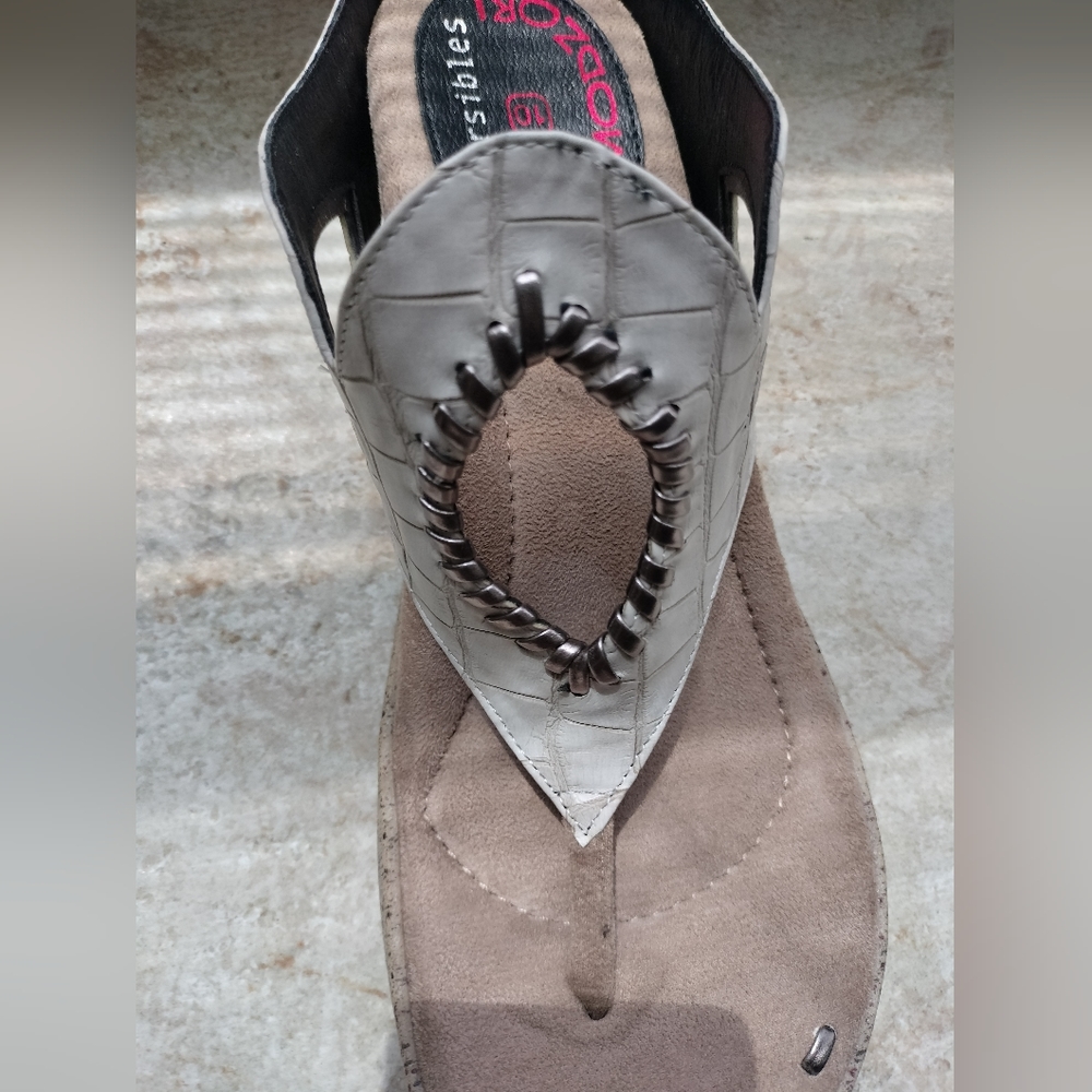 Designer sandals - Picture 11 of 12